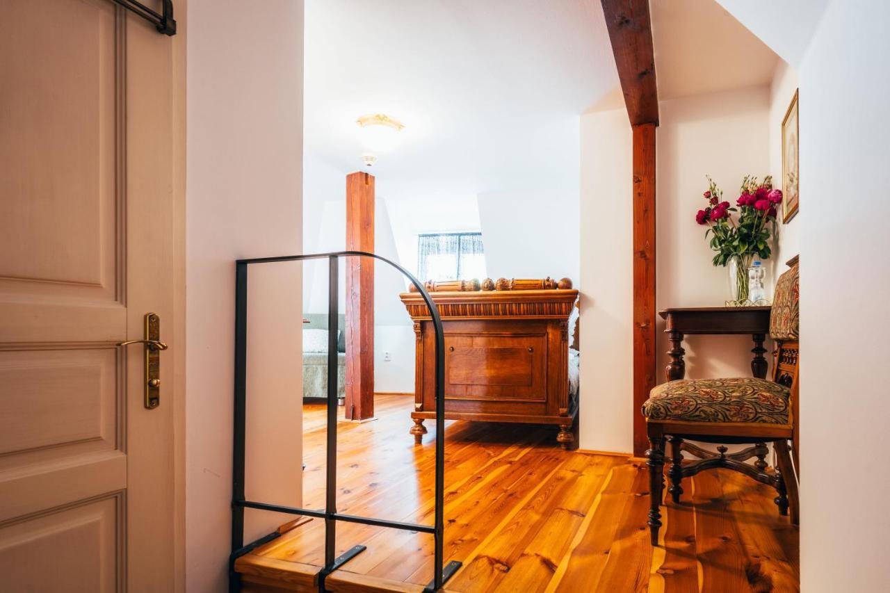 Sv. Hubertus Hotel Cesky Krumlov Luaran gambar