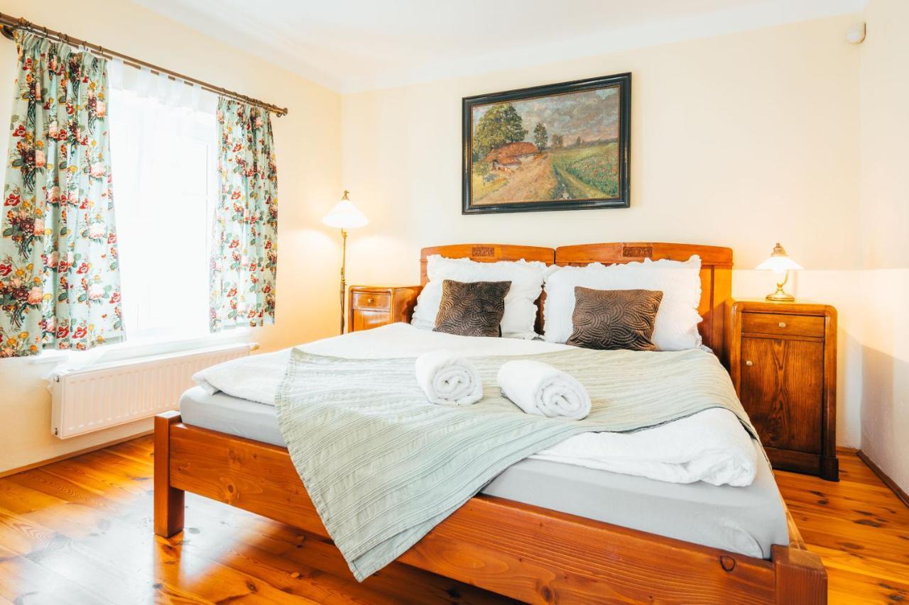 Sv. Hubertus Hotel Cesky Krumlov Luaran gambar