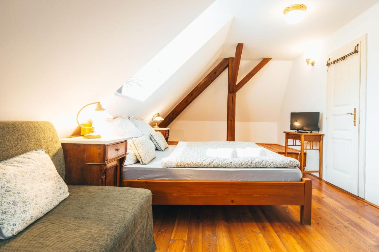 Sv. Hubertus Hotel Cesky Krumlov Luaran gambar