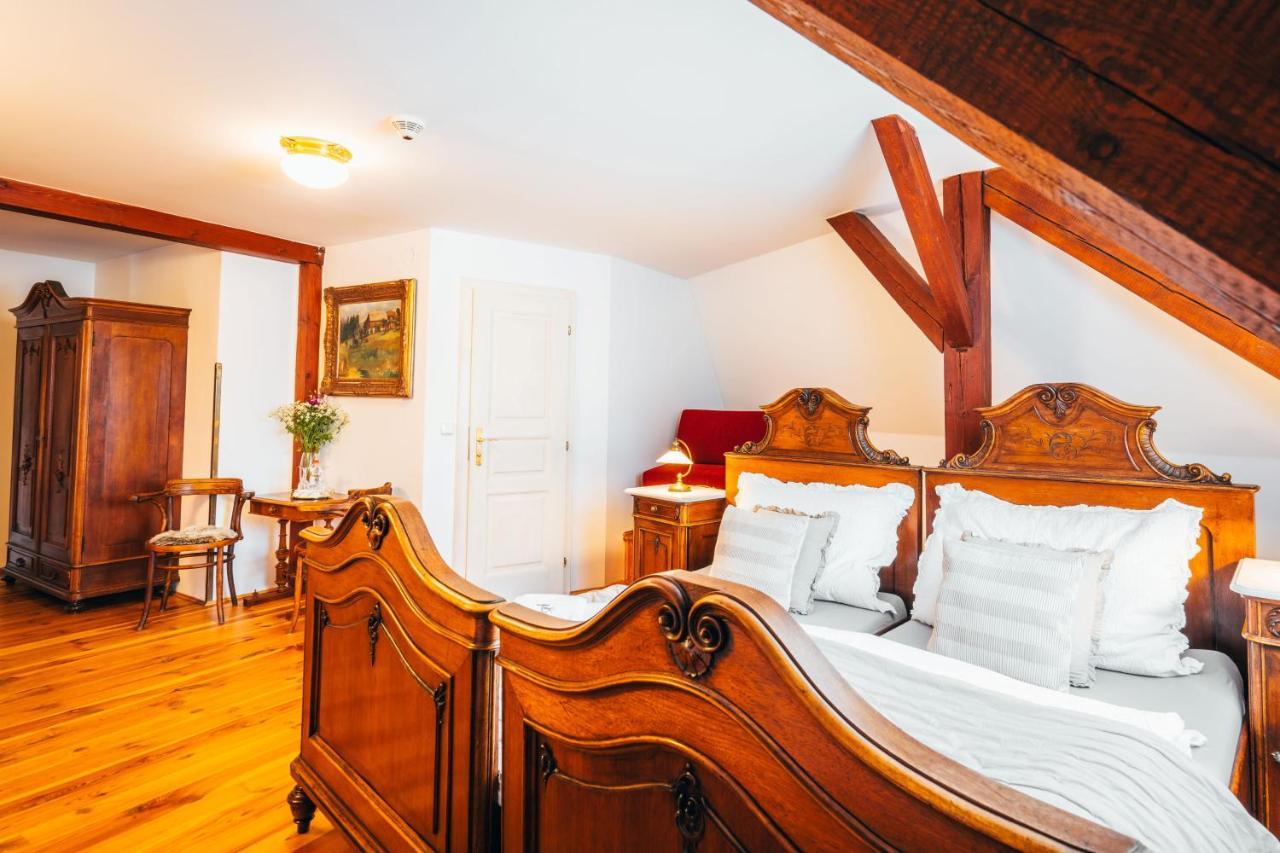 Sv. Hubertus Hotel Cesky Krumlov Luaran gambar