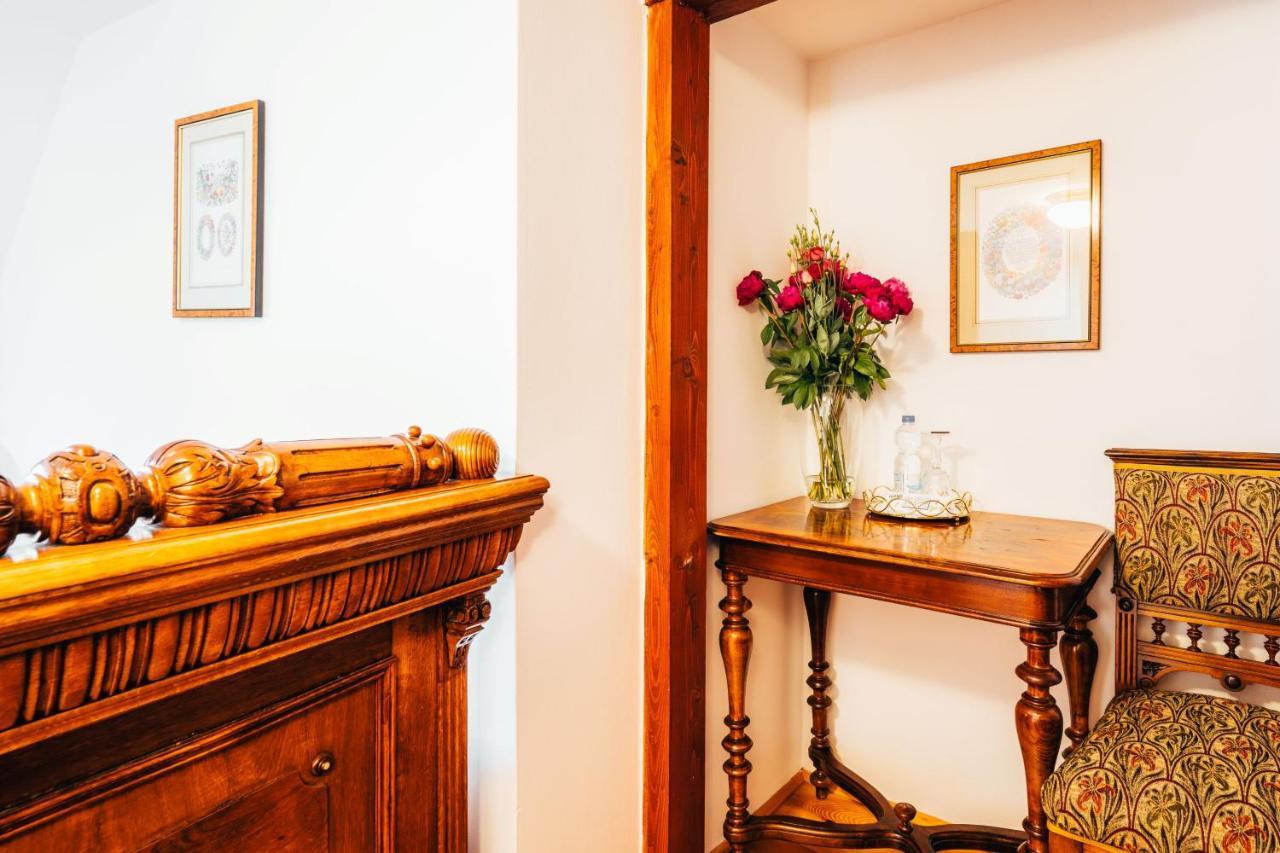 Sv. Hubertus Hotel Cesky Krumlov Luaran gambar