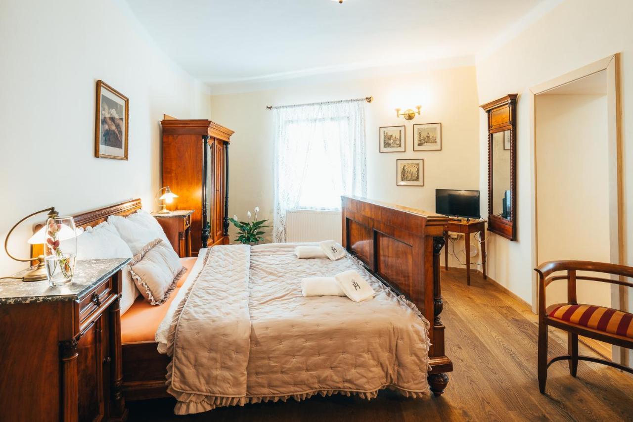Sv. Hubertus Hotel Cesky Krumlov Luaran gambar