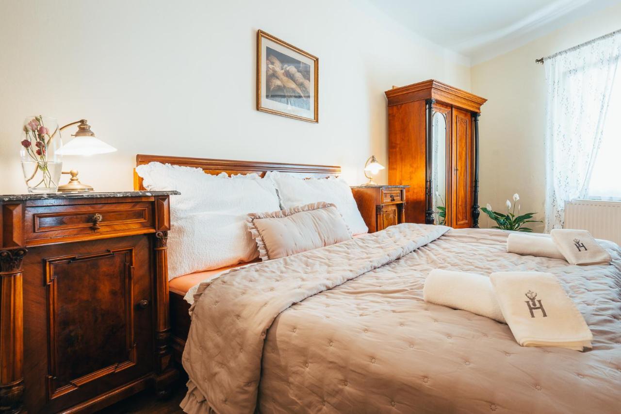 Sv. Hubertus Hotel Cesky Krumlov Luaran gambar
