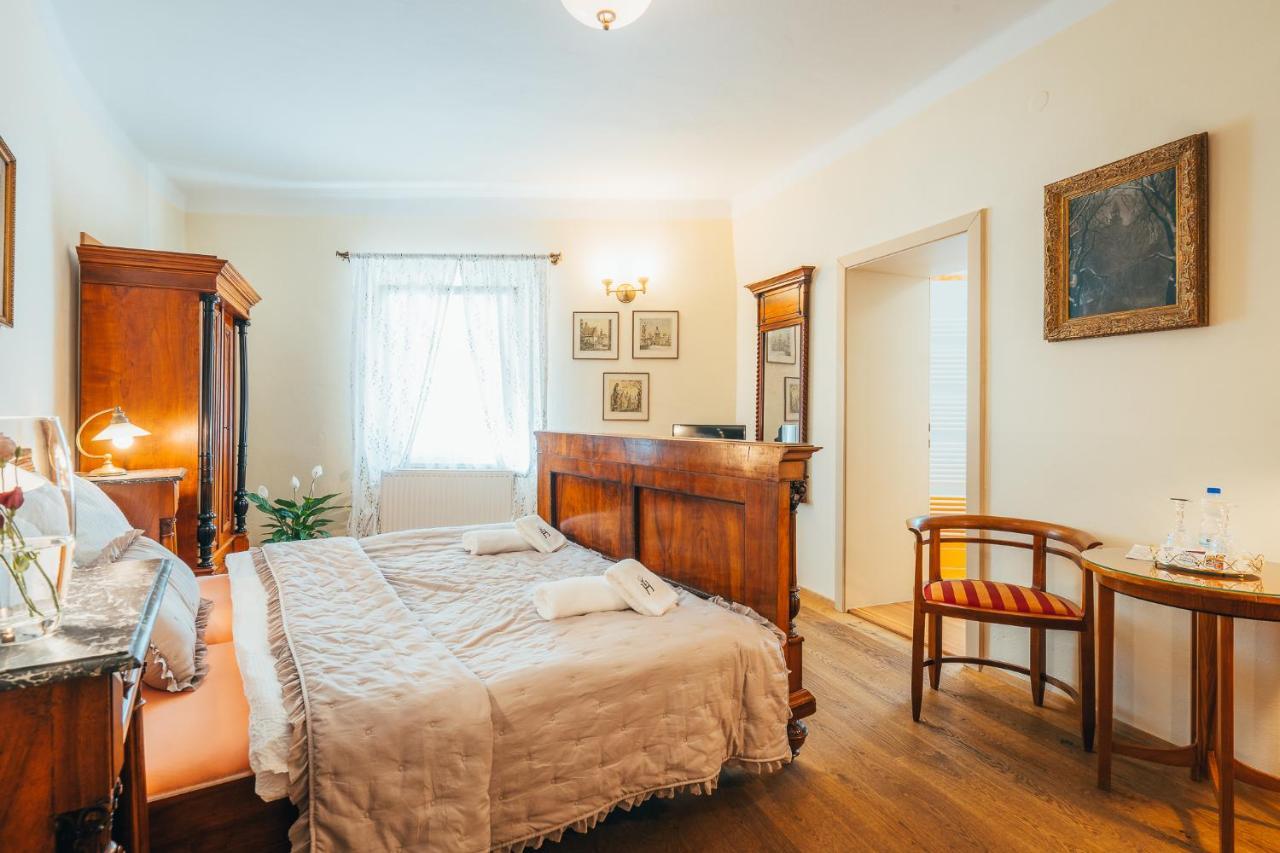 Sv. Hubertus Hotel Cesky Krumlov Luaran gambar