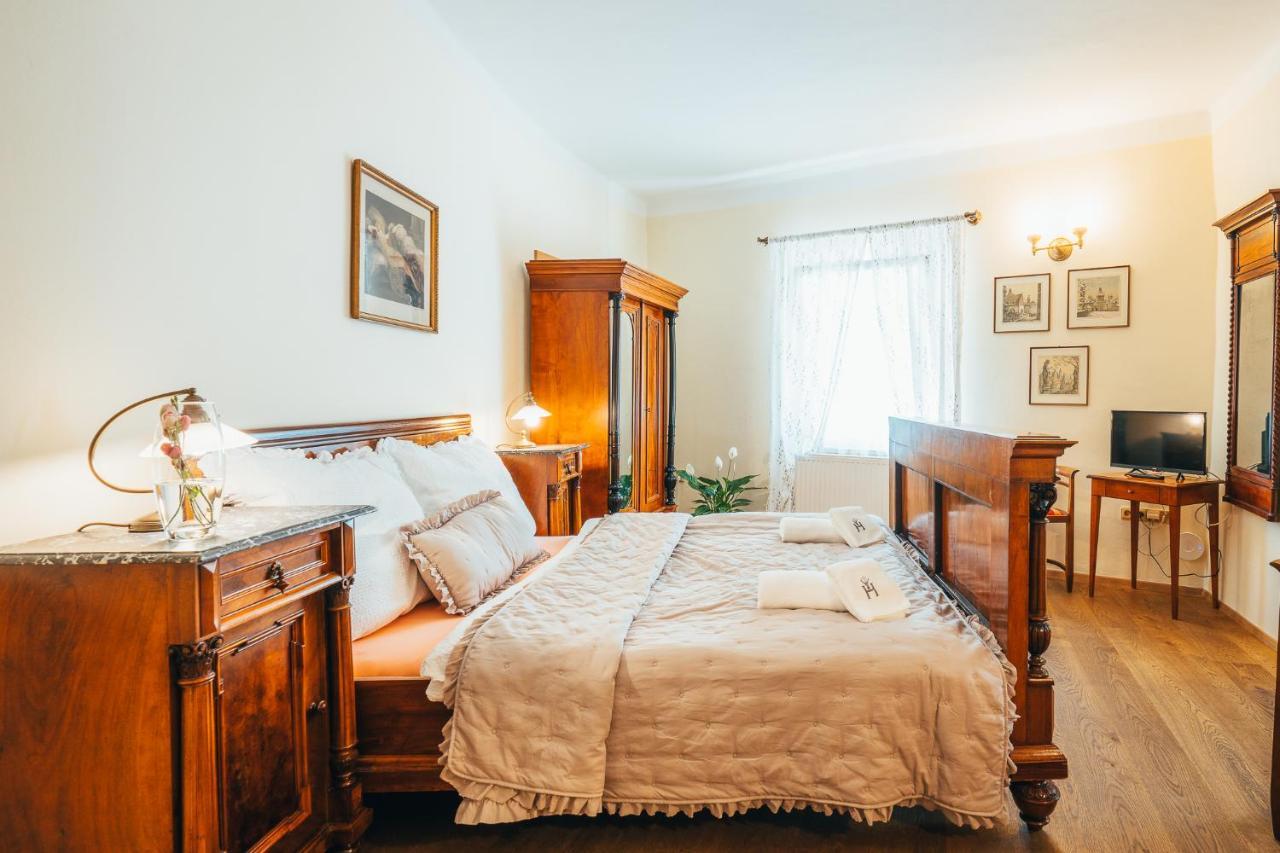 Sv. Hubertus Hotel Cesky Krumlov Luaran gambar